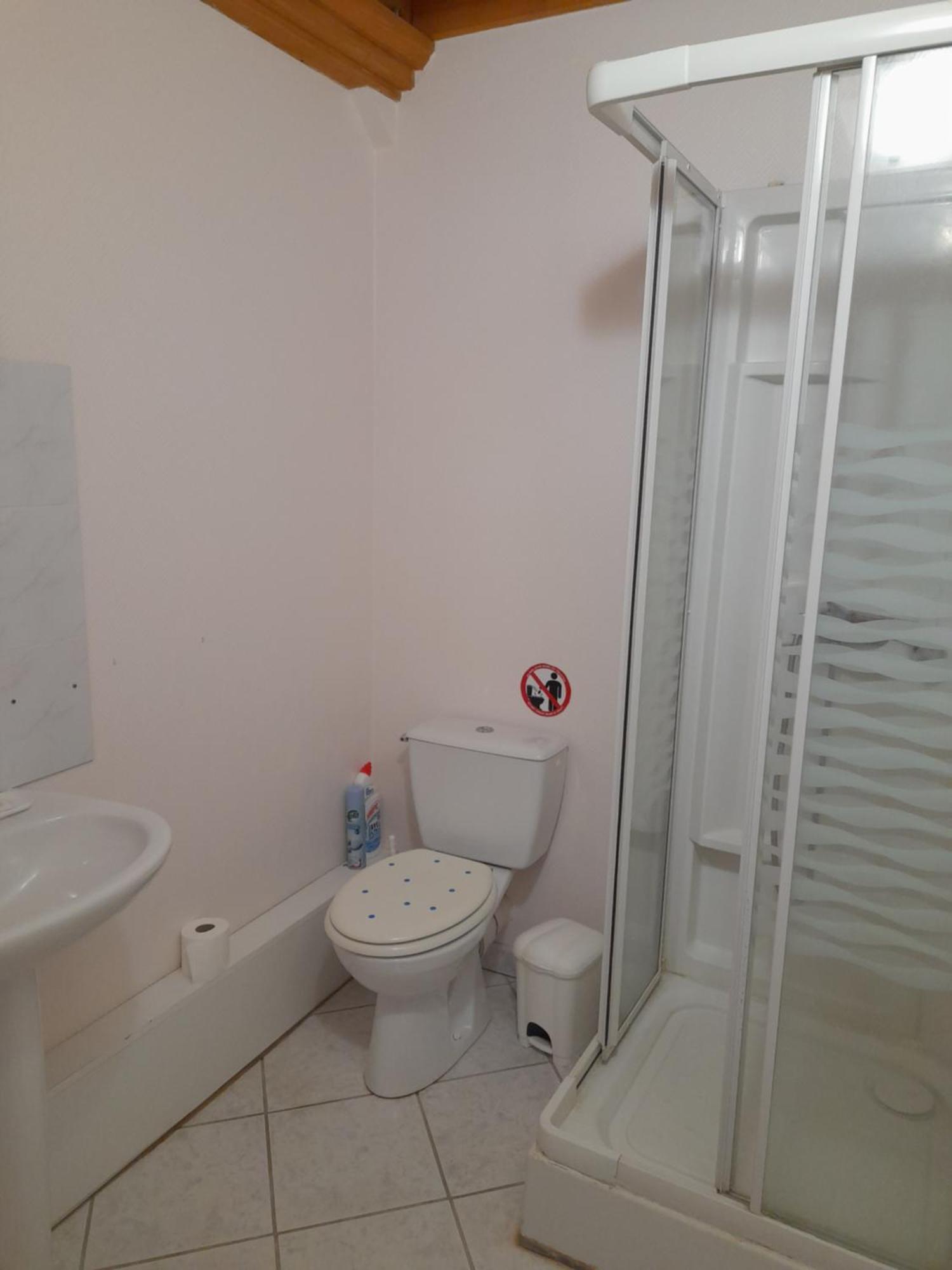 Domaine De La Tour Carree - 3 Chambres Benoitville Εξωτερικό φωτογραφία